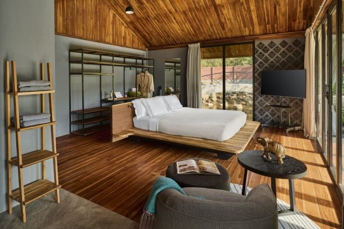 Namkhan Suite Bedroom MR bdv4